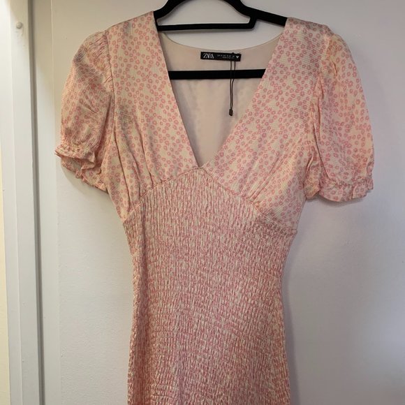Zara Floral Dress - Picture 1 of 4